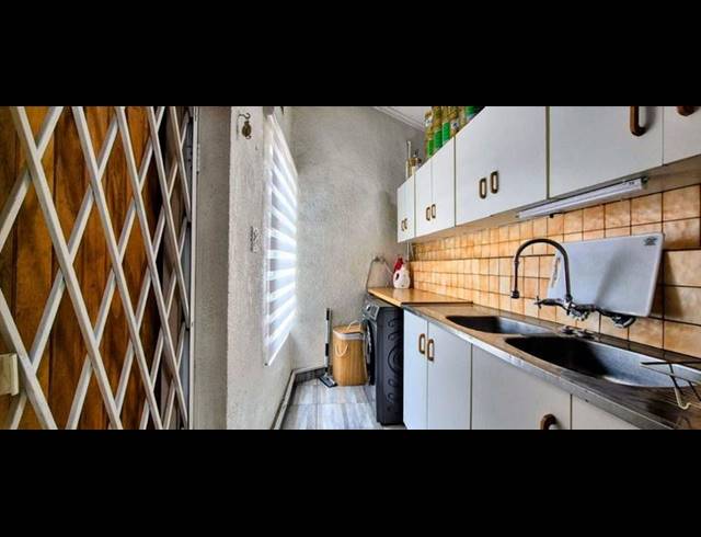 3 BEDROOM HOUSE FOR SALE IN BEYERS PARK